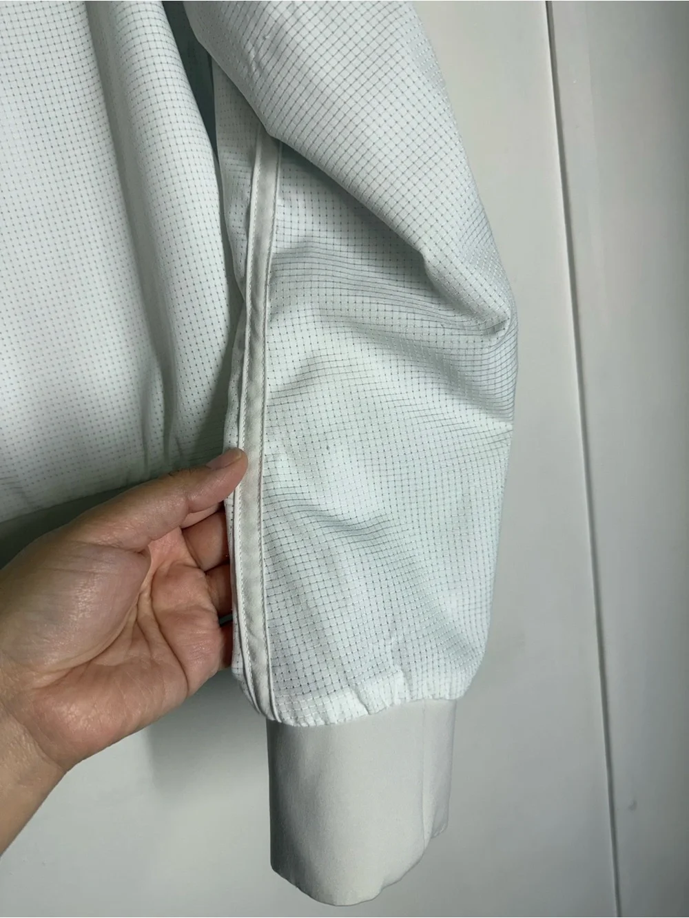 Lululemon Bomb Around Reversible Jacket White/Grey